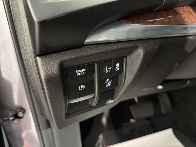 Used 2020 Acura MDX FWD image 21