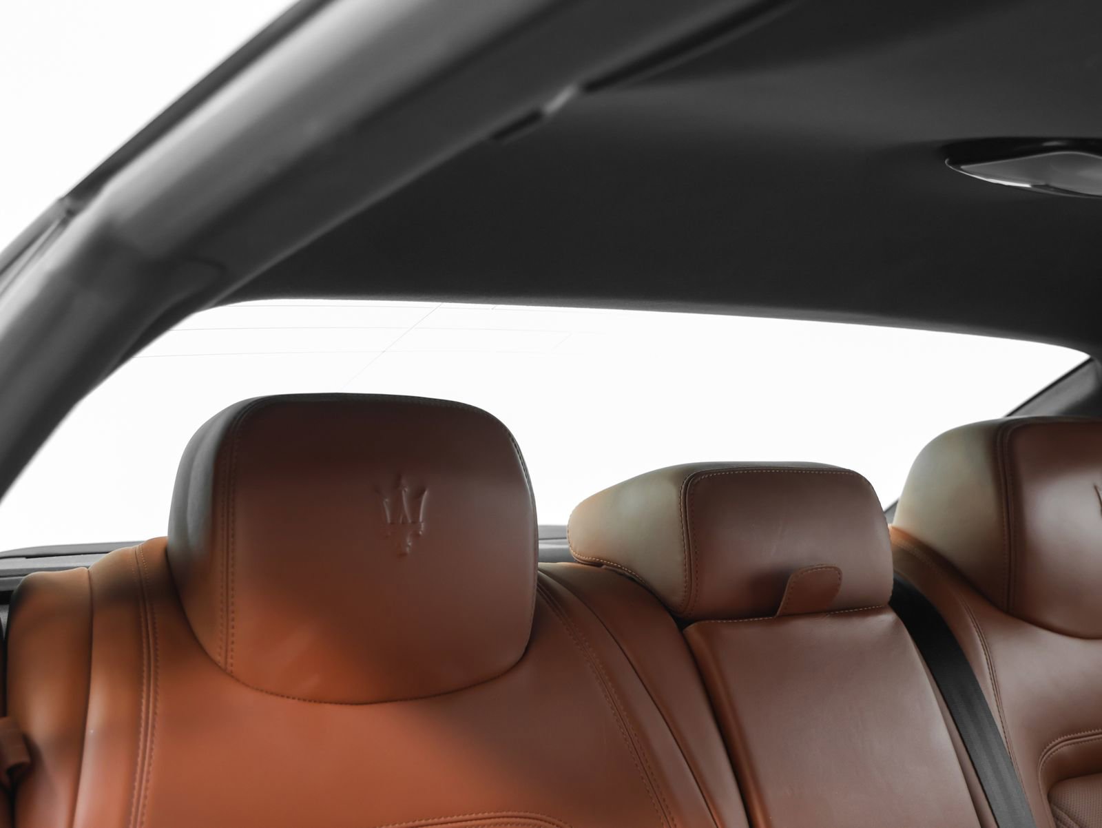 Used 2023 Maserati Quattroporte Modena RWD image 35