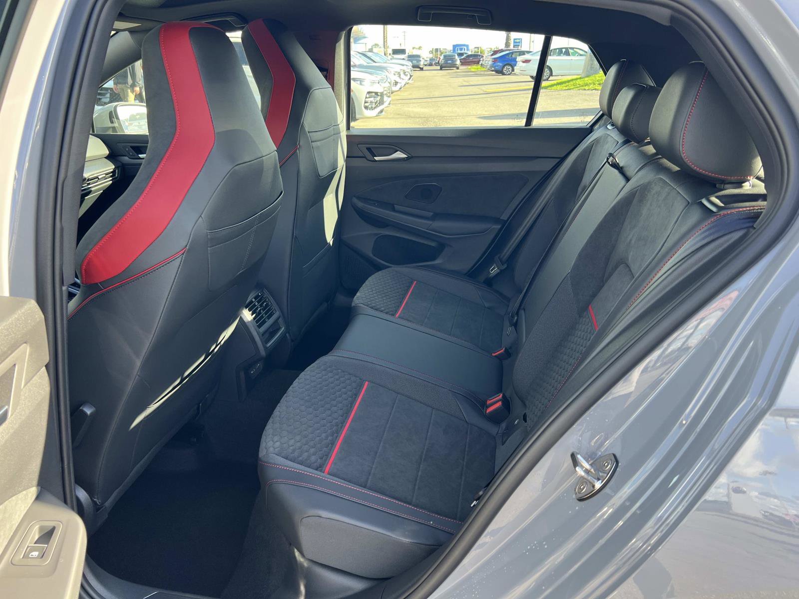 New 2026 Volkswagen GTI SE FWD image 25