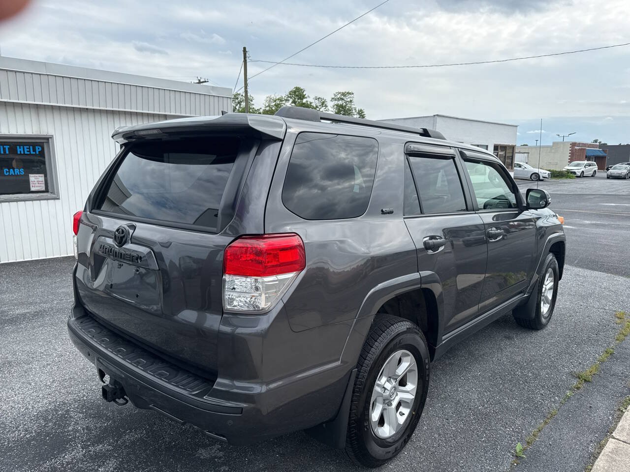 Used 2012 Toyota 4Runner SR5 w/ Convenience Pkg AWD/4WD image 3