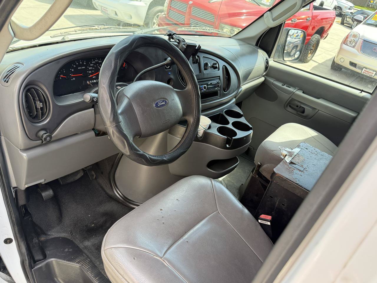 Used 2007 Ford E-250 and Econoline 250 RWD image 16