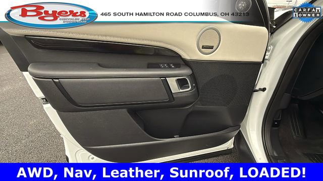 Used 2024 Land Rover Discovery S image 17