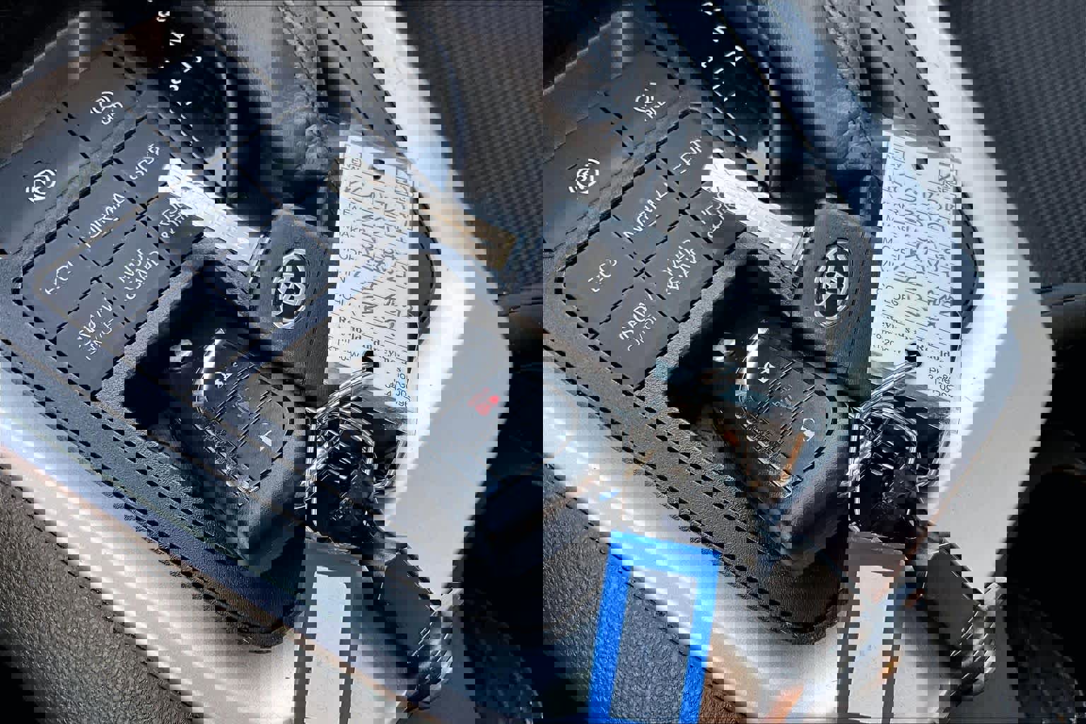 Used 2019 Toyota RAV4 LE w/ All Weather Liner Package image 15