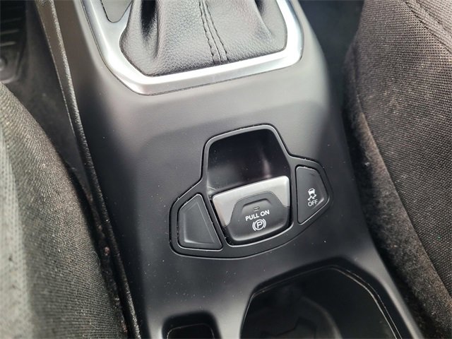 Used 2021 Jeep Renegade Latitude w/ Convenience Group image 23