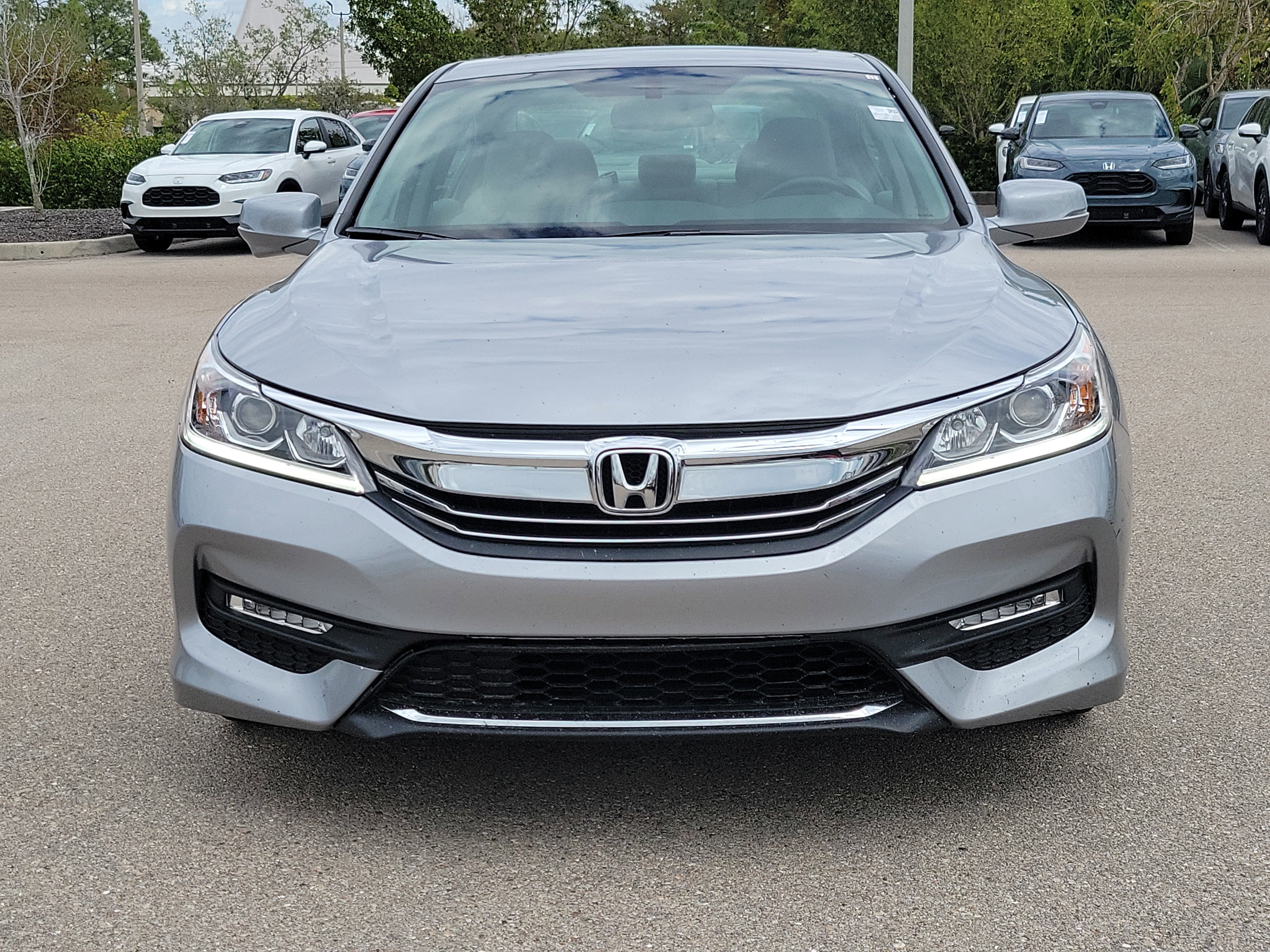 Used 2017 Honda Accord EX-L video 2