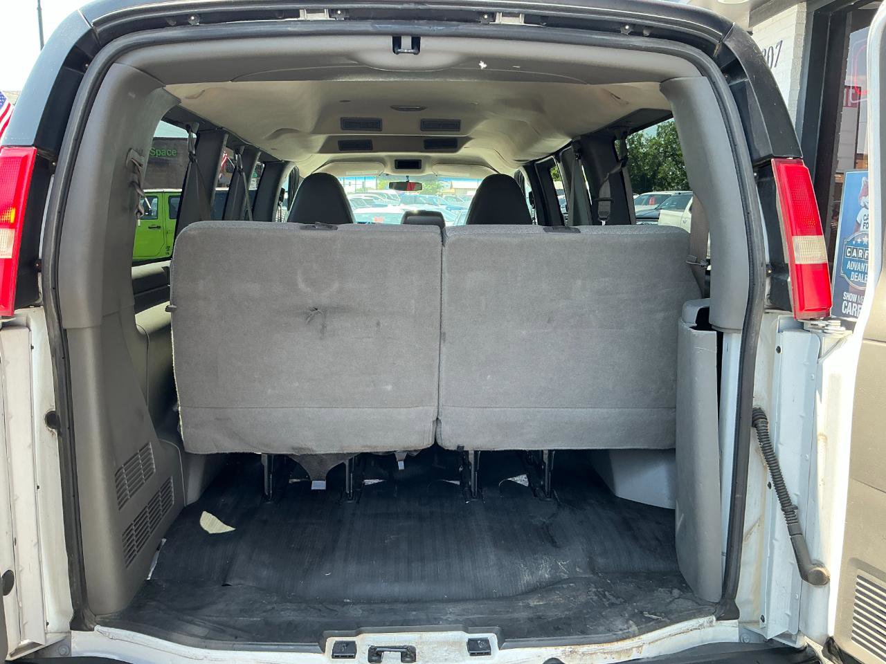 Used 2013 Chevrolet Express 2500 LS RWD image 15
