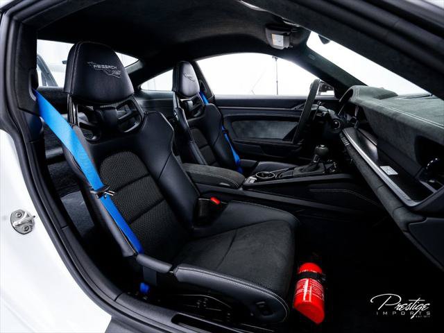 Used 2025 Porsche 911 GT3 RS RWD image 44