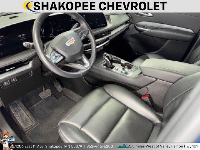Used 2024 Cadillac XT4 Premium Luxury AWD/4WD image 5