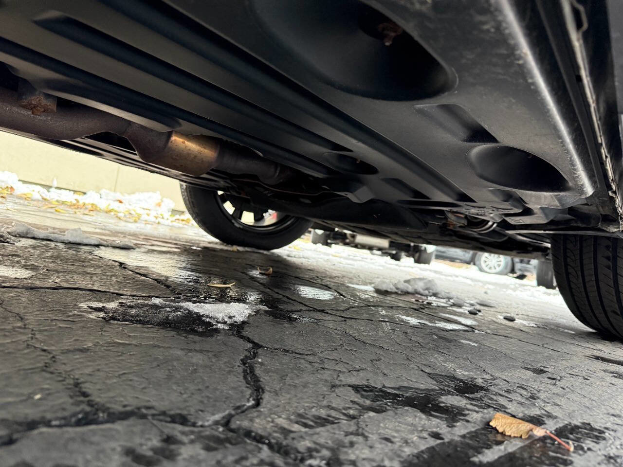 Used 2018 Ford Escape Titanium w/ Ford Safe & Smart Package image 30