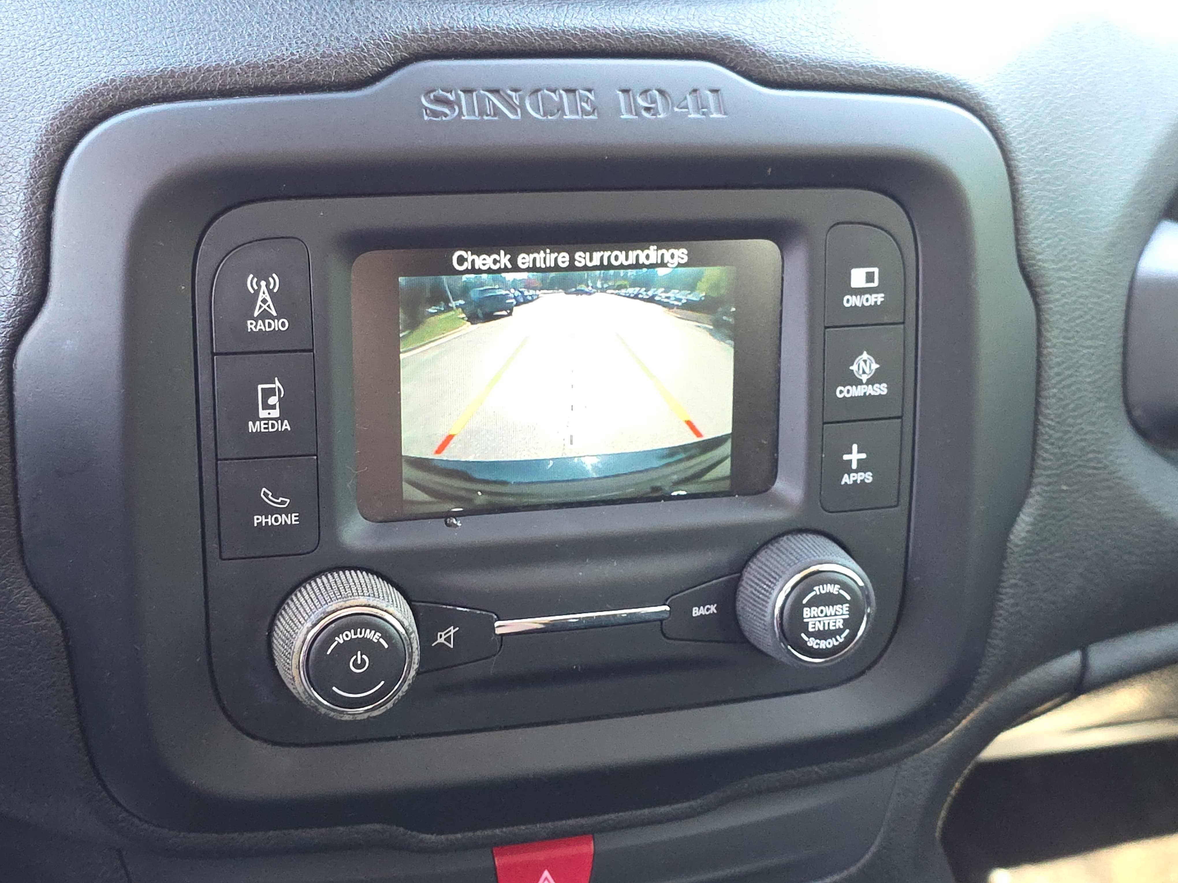 Used 2017 Jeep Renegade Altitude FWD image 20