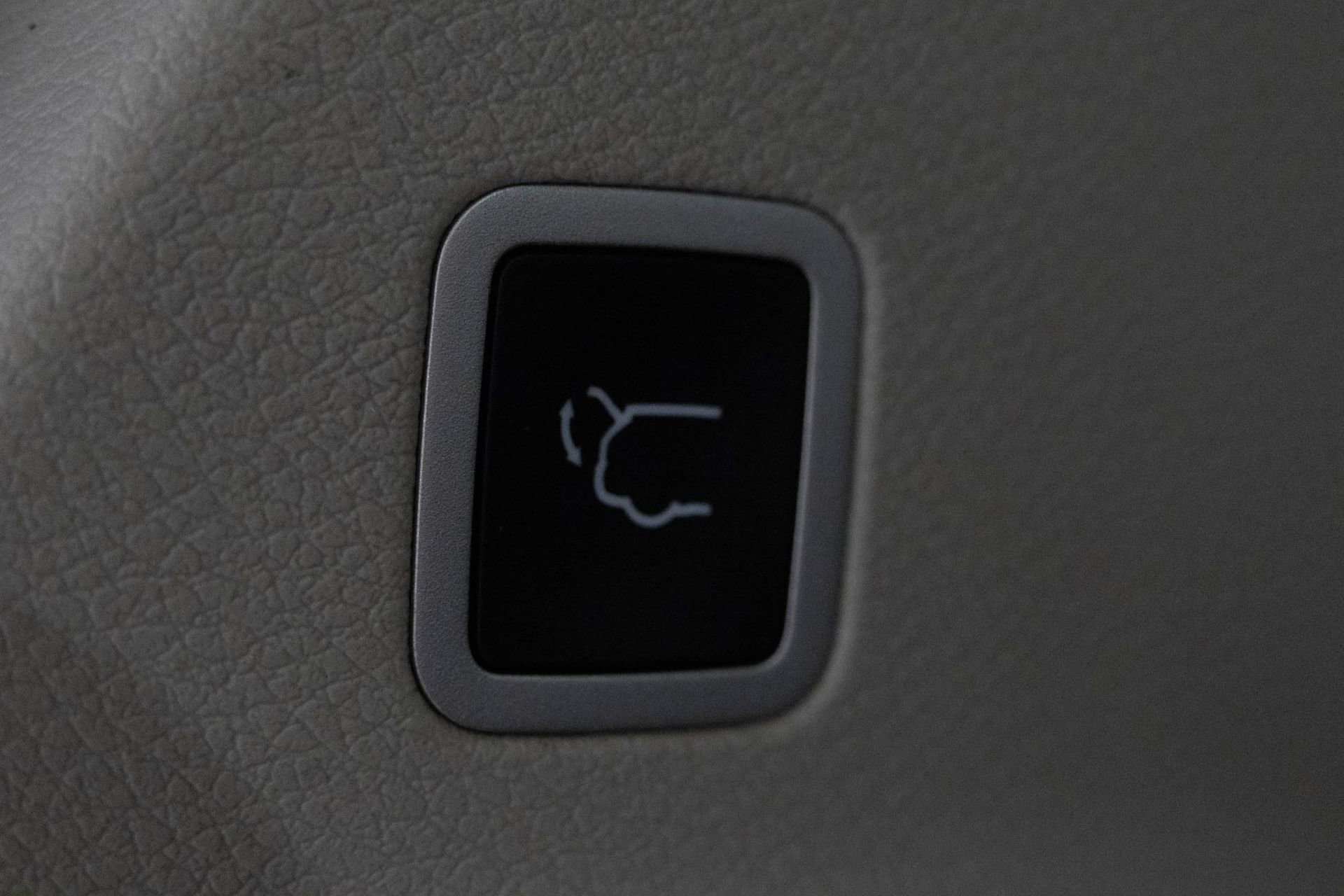 Used 2023 Chrysler Pacifica Touring-L image 33