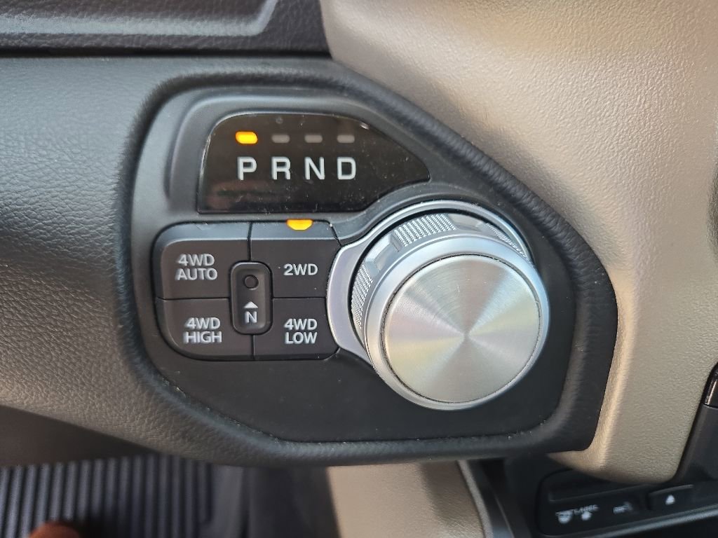 Used 2019 RAM 1500 Laramie AWD/4WD image 21