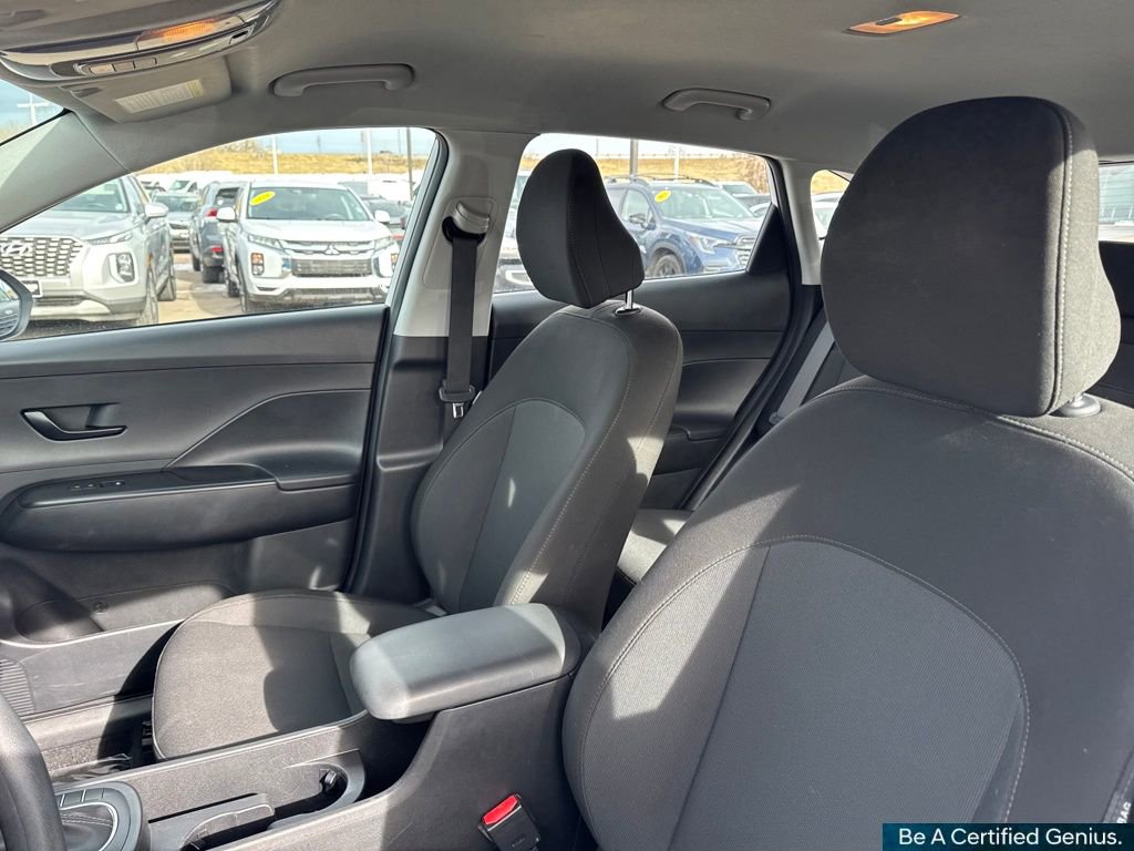 Certified 2024 Hyundai Kona SE image 31