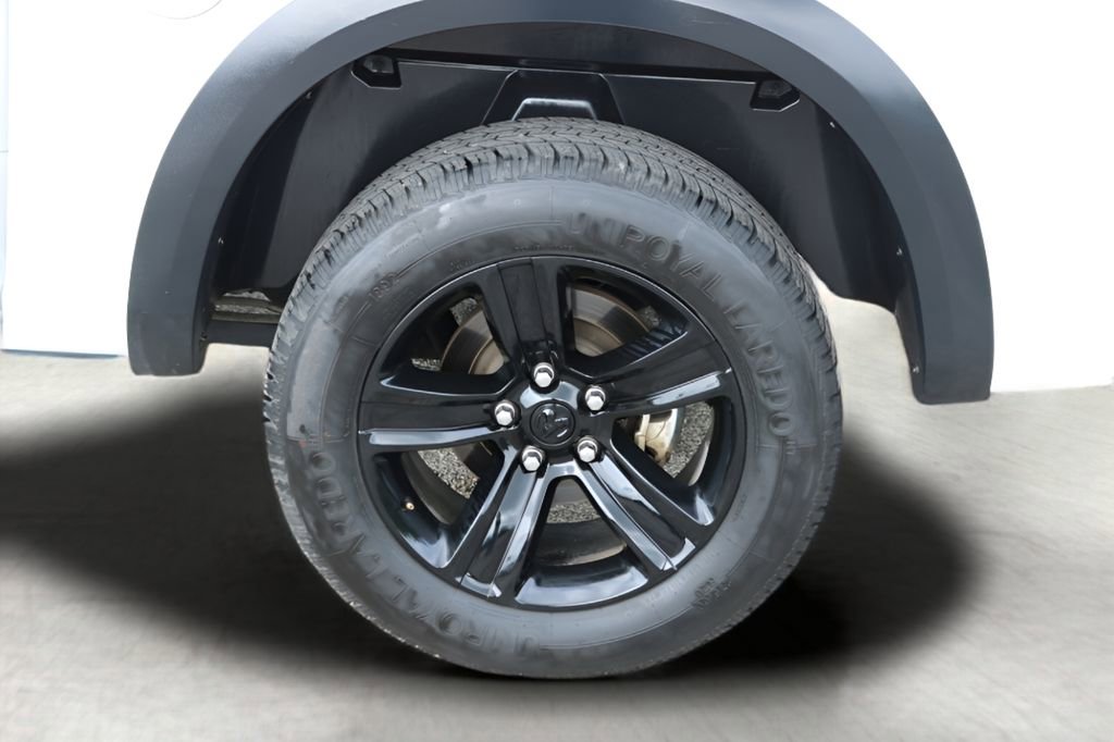 Used 2024 RAM 1500 Classic Warlock AWD/4WD image 9
