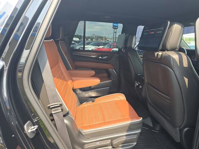 Used 2023 GMC Yukon Denali Ultimate image 19