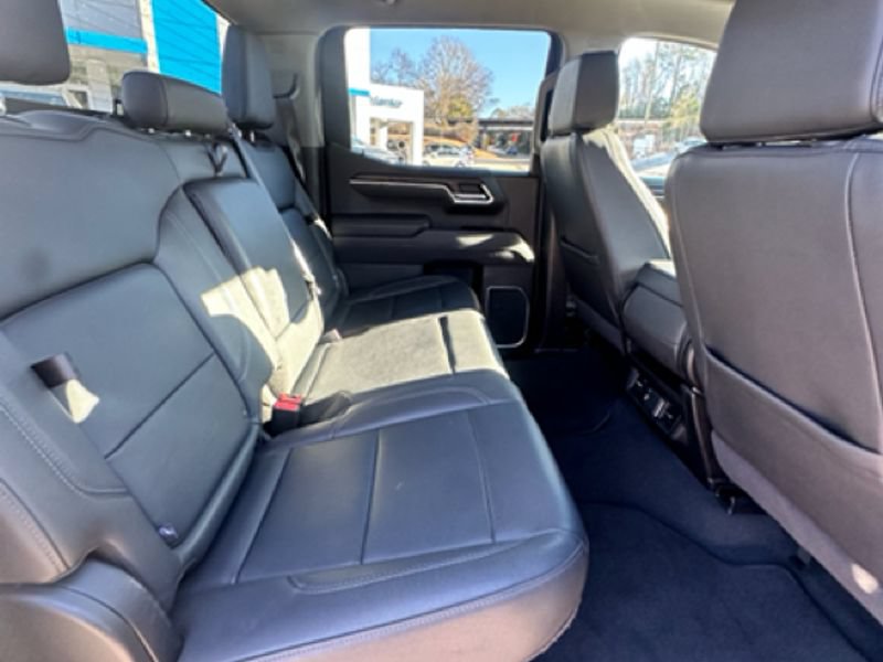 Used 2025 GMC Sierra 1500 SLT AWD/4WD image 20