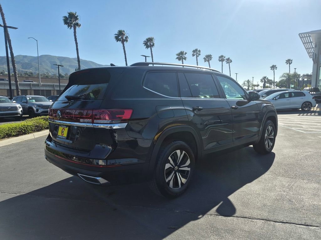 Used 2025 Volkswagen Atlas SE FWD image 6