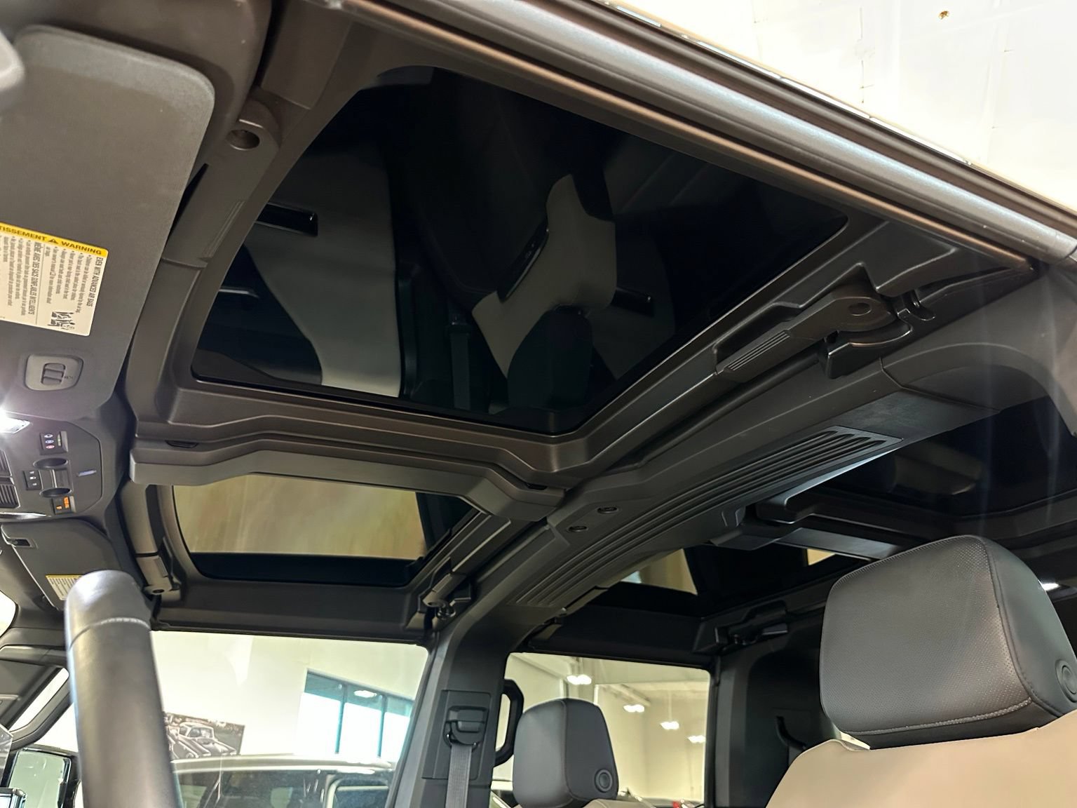 Used 2026 GMC Hummer EV SUV AWD/4WD image 40