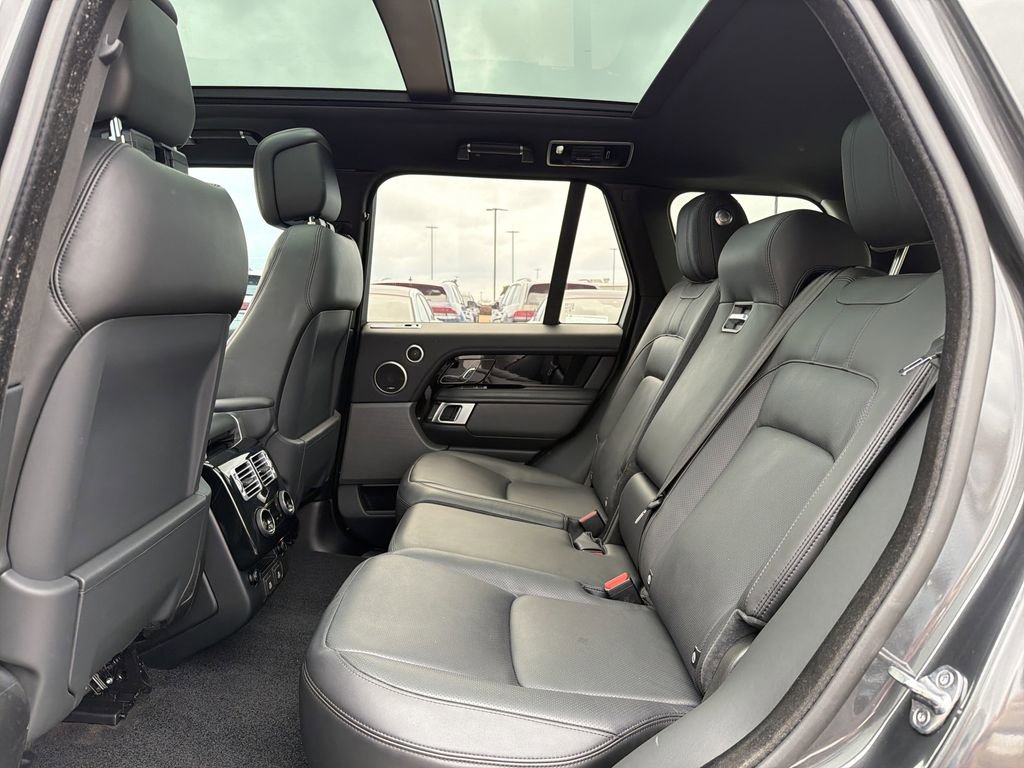 Used 2021 Land Rover Range Rover Westminster Edition image 5