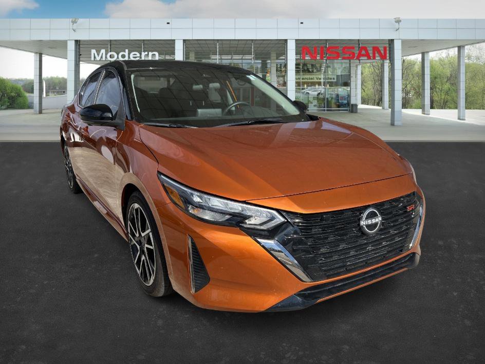 Certified 2025 Nissan Sentra SR w/ SR Premium Package image 7