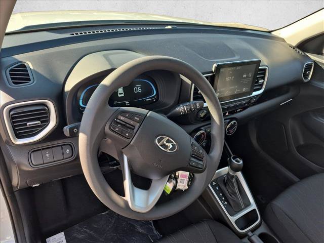 New 2026 Hyundai Venue SE FWD image 3
