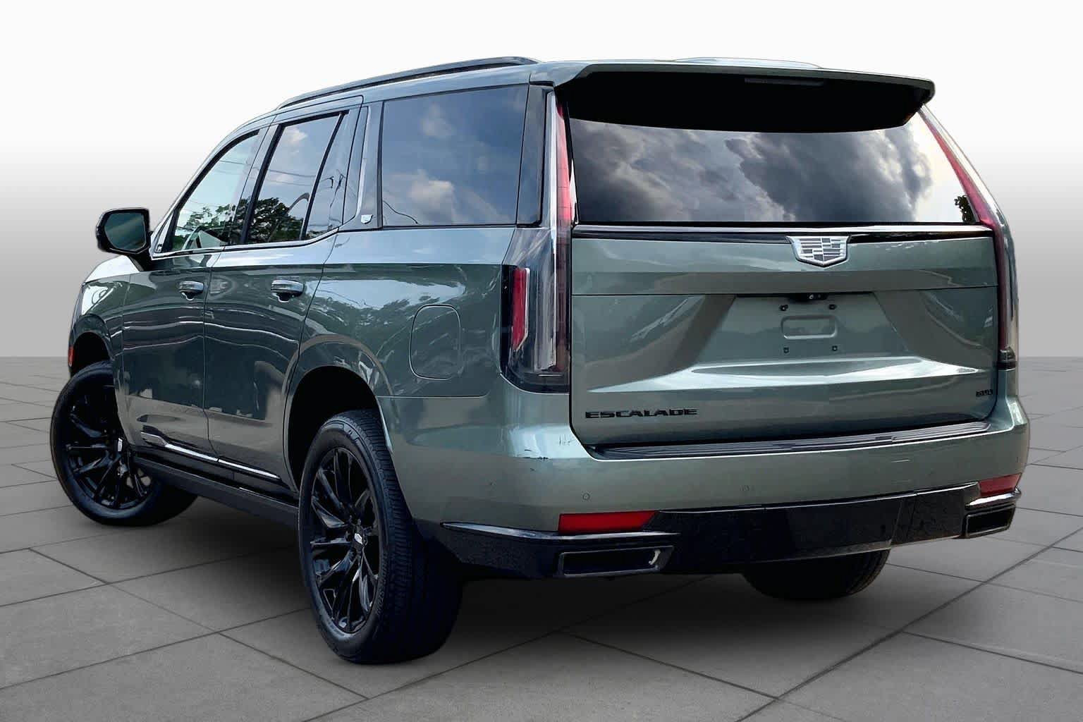 Used 2023 Cadillac Escalade Sport Platinum w/ LPO, ONYX Package AWD/4WD image 12