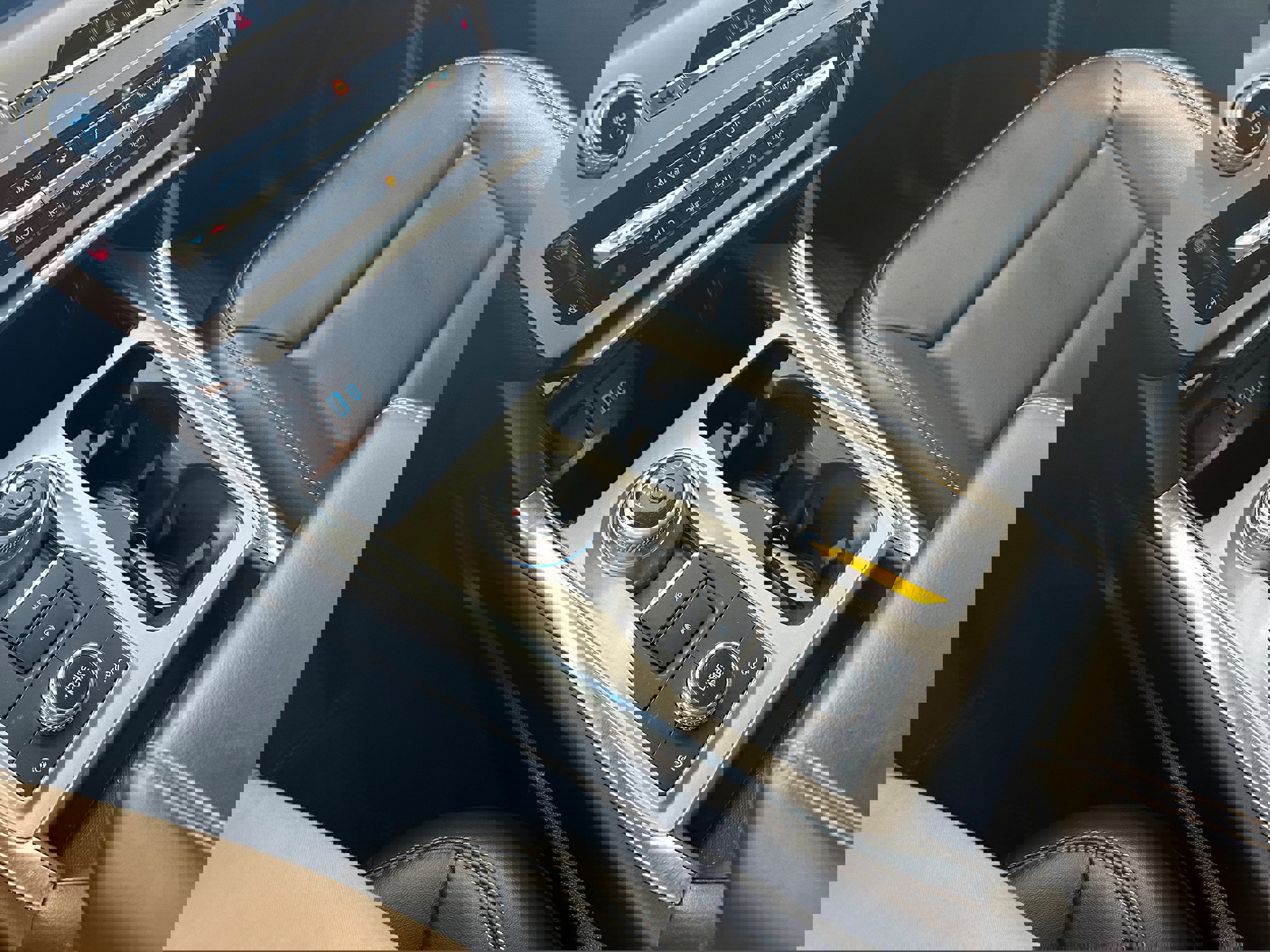 Used 2023 Ford Explorer XLT w/ Equipment Group 202A image 21