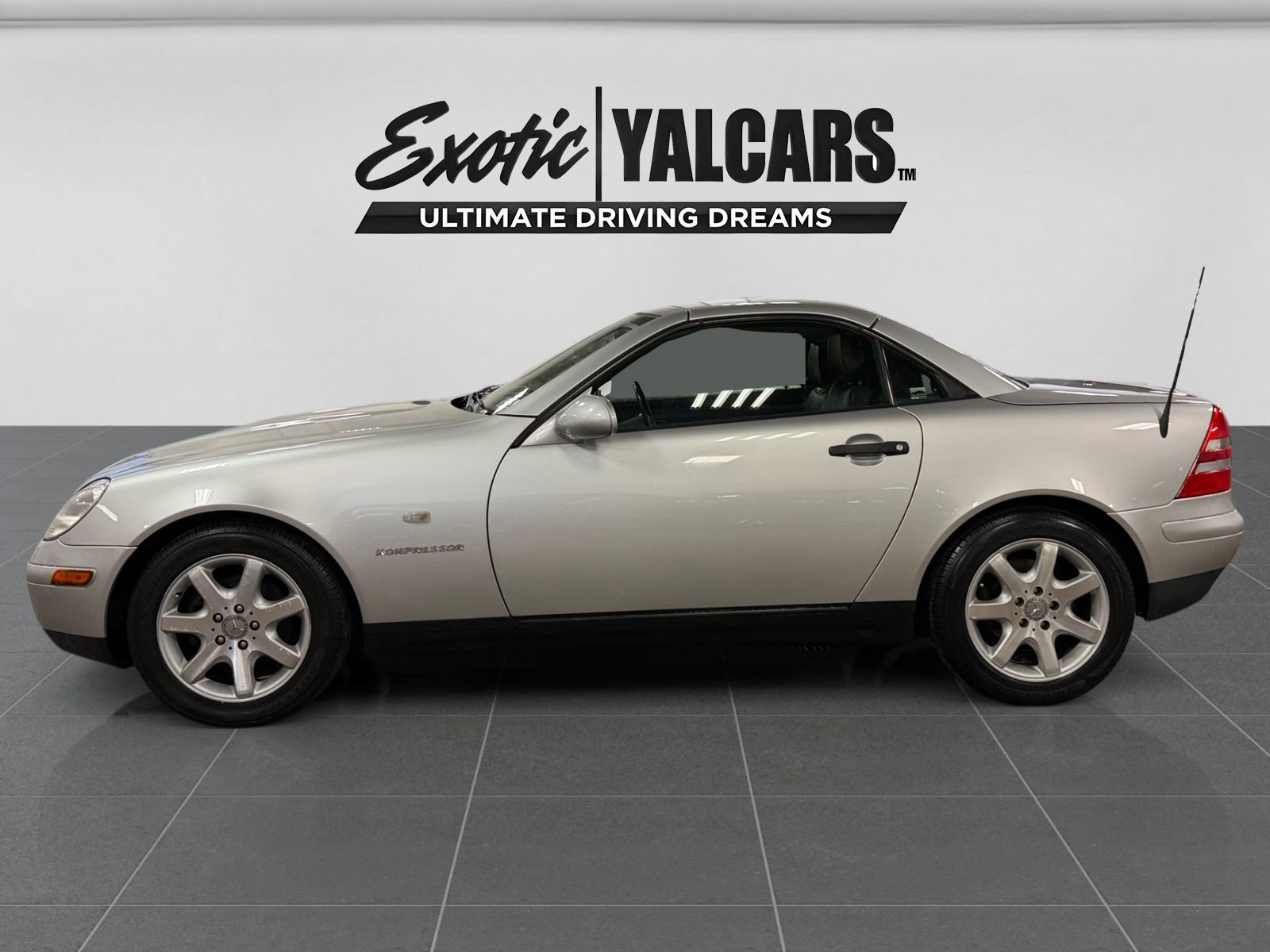 Used 1999 Mercedes-Benz SLK 230 image 2