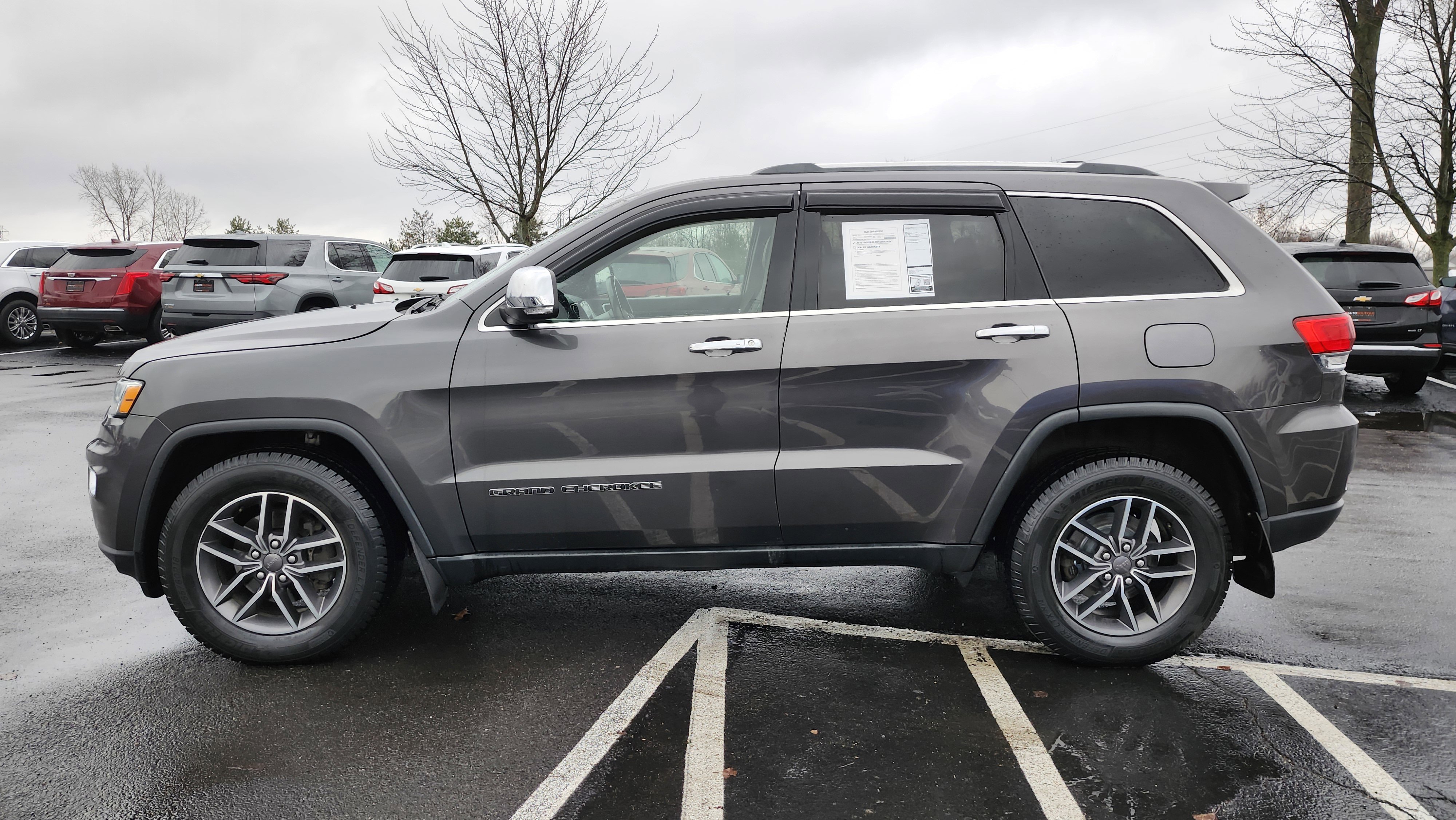 Used 2019 Jeep Grand Cherokee Limited image 16