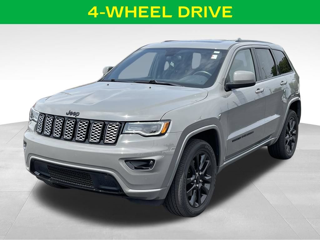 Used 2021 Jeep Grand Cherokee Laredo X AWD/4WD image 4