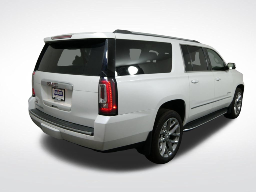 Used 2017 GMC Yukon XL Denali w/ Open Road Package AWD/4WD image 3