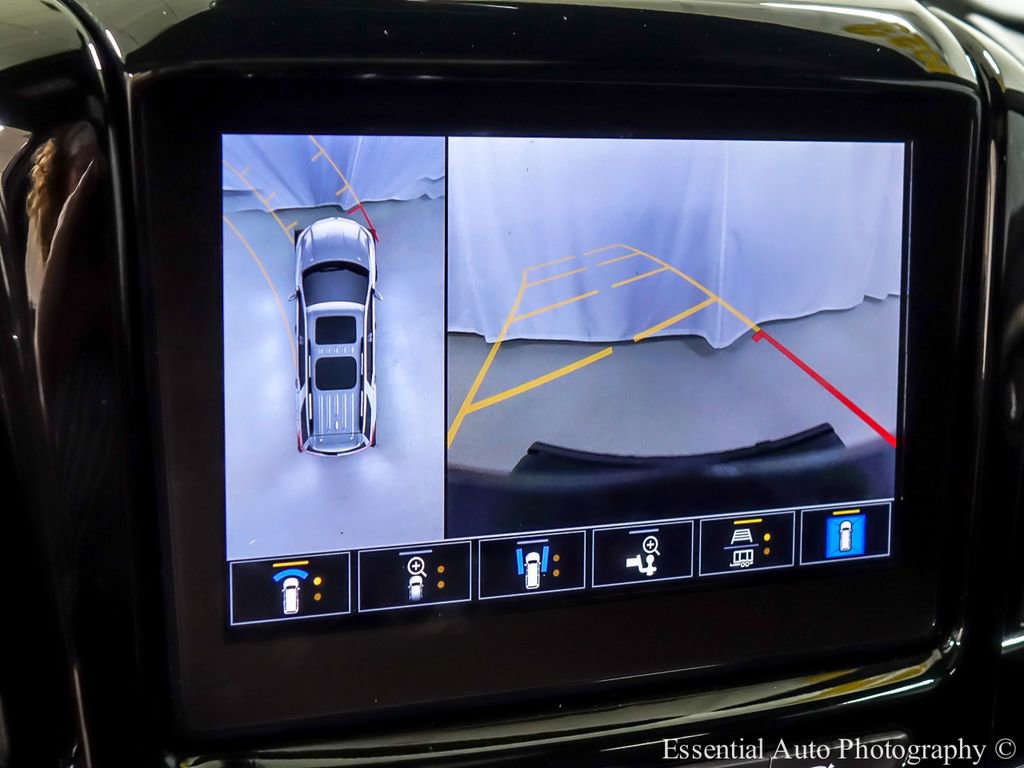 Used 2023 Chevrolet Traverse Premier w/ Redline Edition image 19