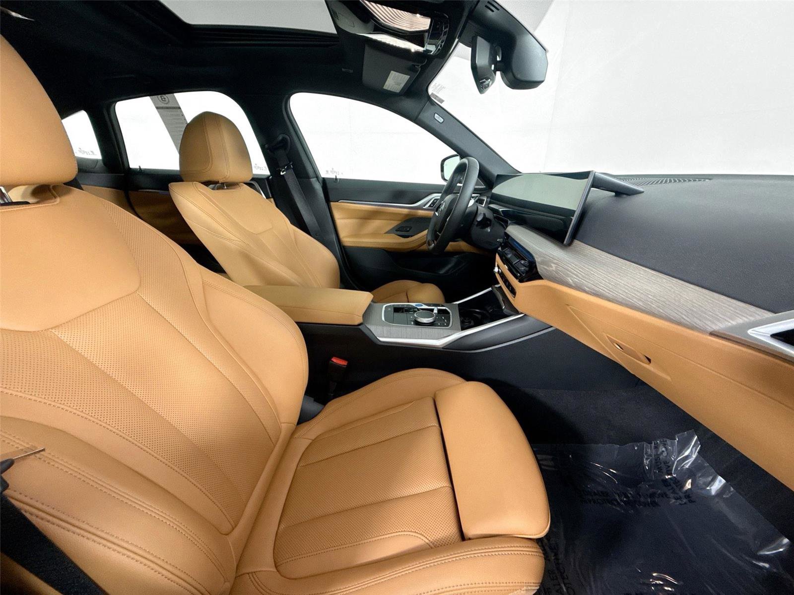 Used 2025 BMW i4 eDrive40 w/ Premium Package image 48