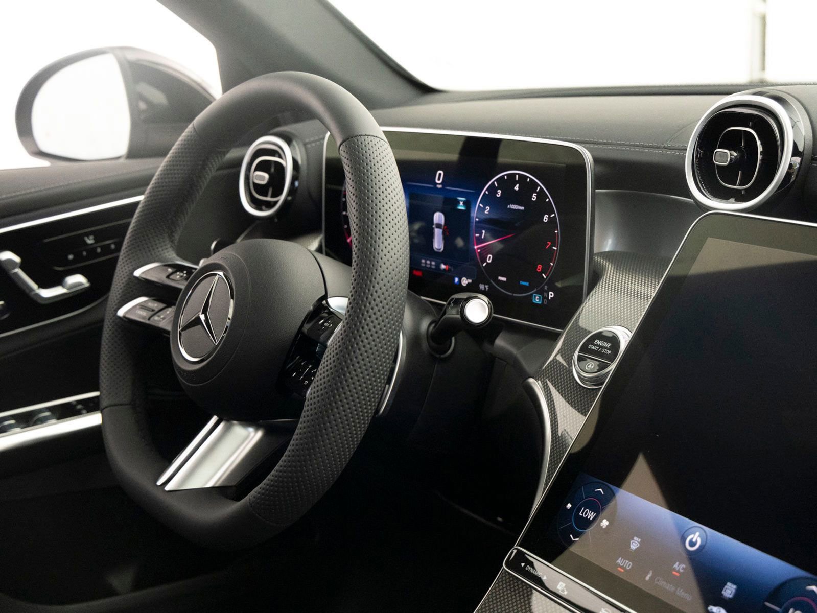 New 2026 Mercedes-Benz GLC 300 image 28