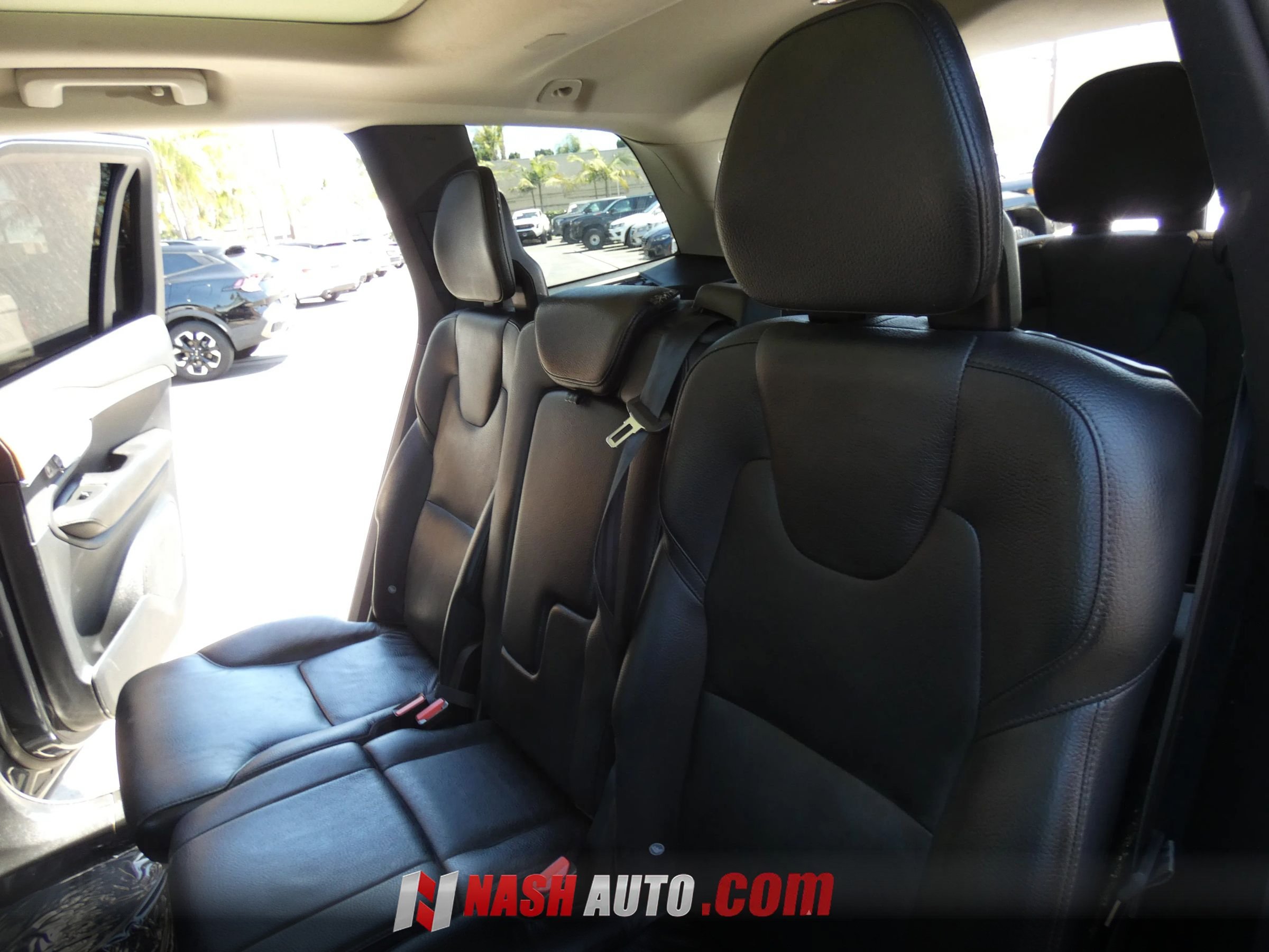 Used 2022 Volvo XC90 T5 Momentum w/ Climate Package AWD/4WD image 46