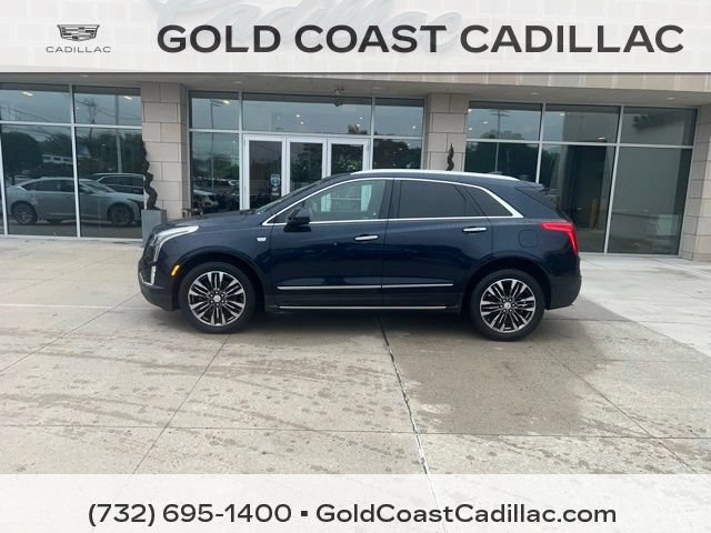 Used 2017 Cadillac XT5 Premium Luxury FWD image 2