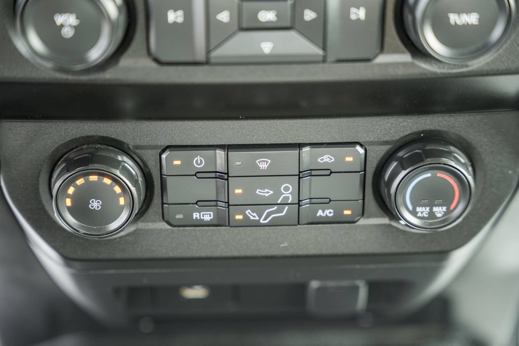 Used 2021 Ford F350 XL w/ Power Equipment Group AWD/4WD image 18