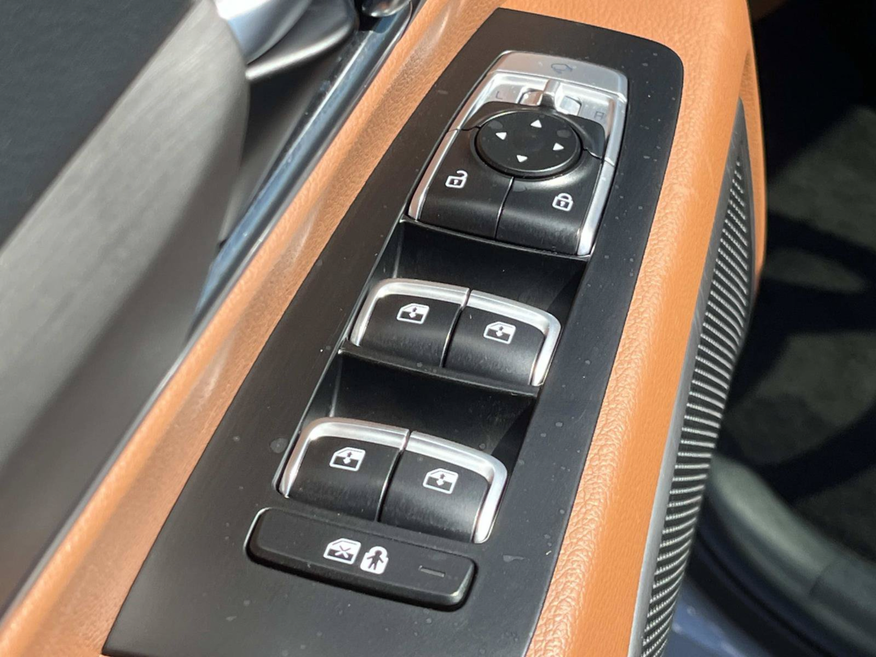 Used 2024 Kia Telluride EX X-Line AWD/4WD image 29