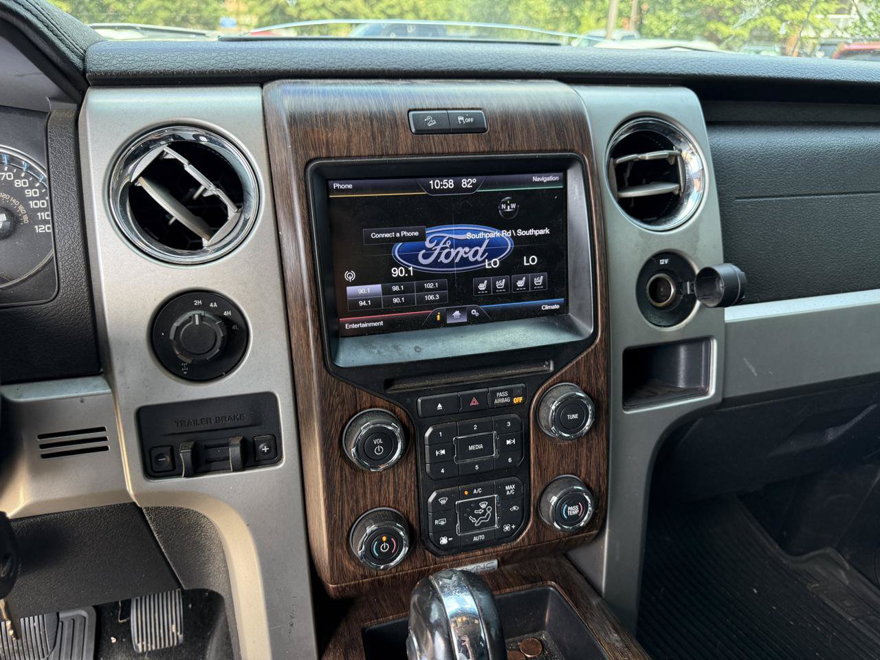 Used 2013 Ford F150 Lariat w/ Luxury Equipment Group AWD/4WD image 23