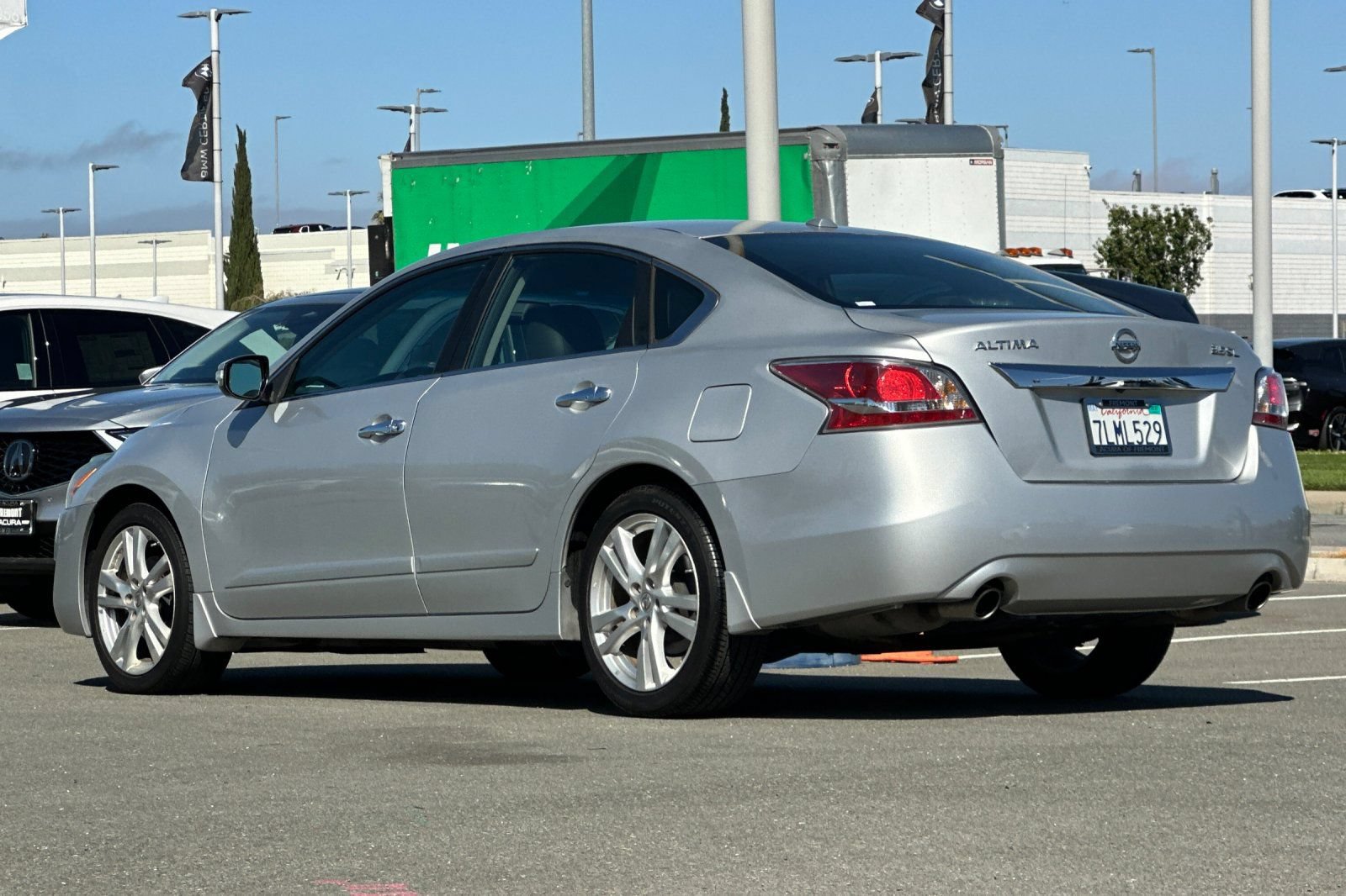 Used 2015 Nissan Altima 3.5 SL FWD image 6