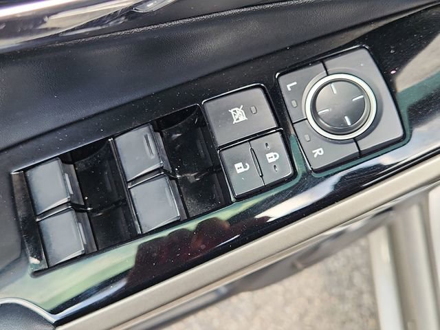 Used 2015 Lexus IS 250 w/ Navigation System Package image 24