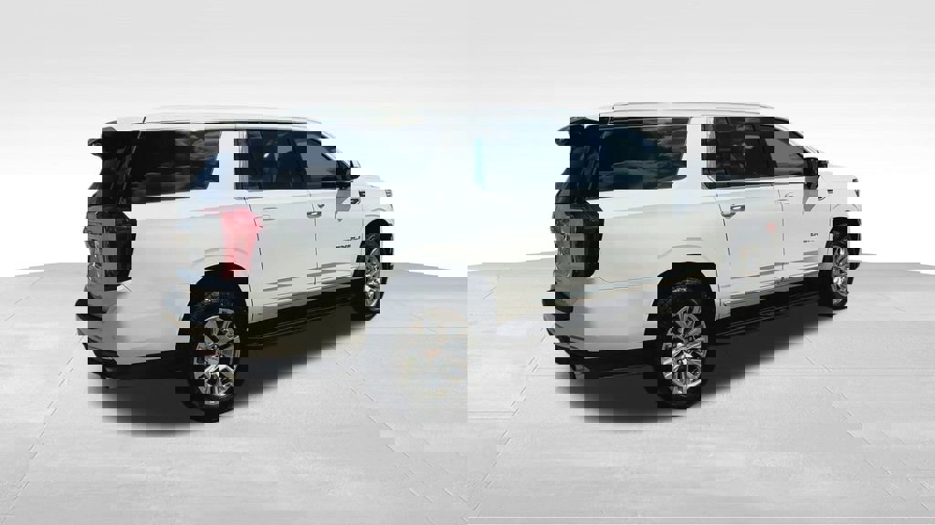 Certified 2023 GMC Yukon XL Denali image 9