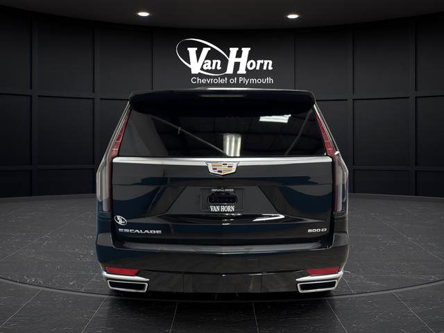 Used 2024 Cadillac Escalade ESV Luxury w/ LPO, Floor Liner Package AWD/4WD image 5