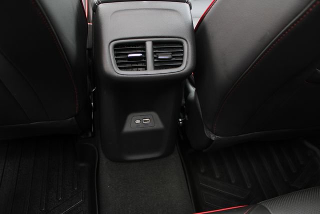 Used 2023 Buick Envision Essence w/ Sport Touring Package image 25