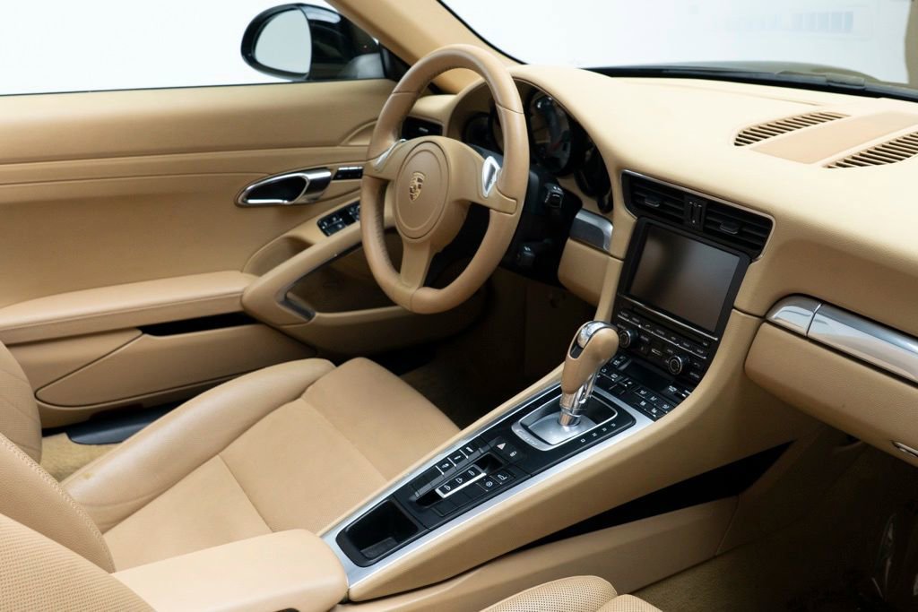 Used 2013 Porsche 911 Carrera 4S image 37