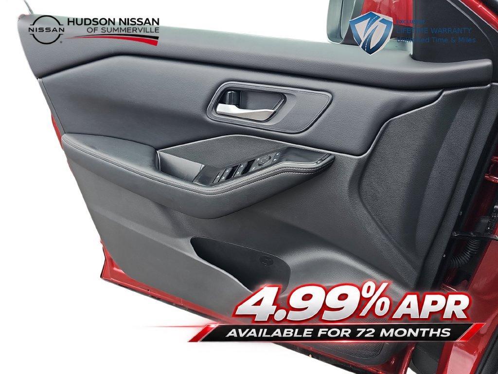 Used 2026 Nissan Rogue SV FWD image 27