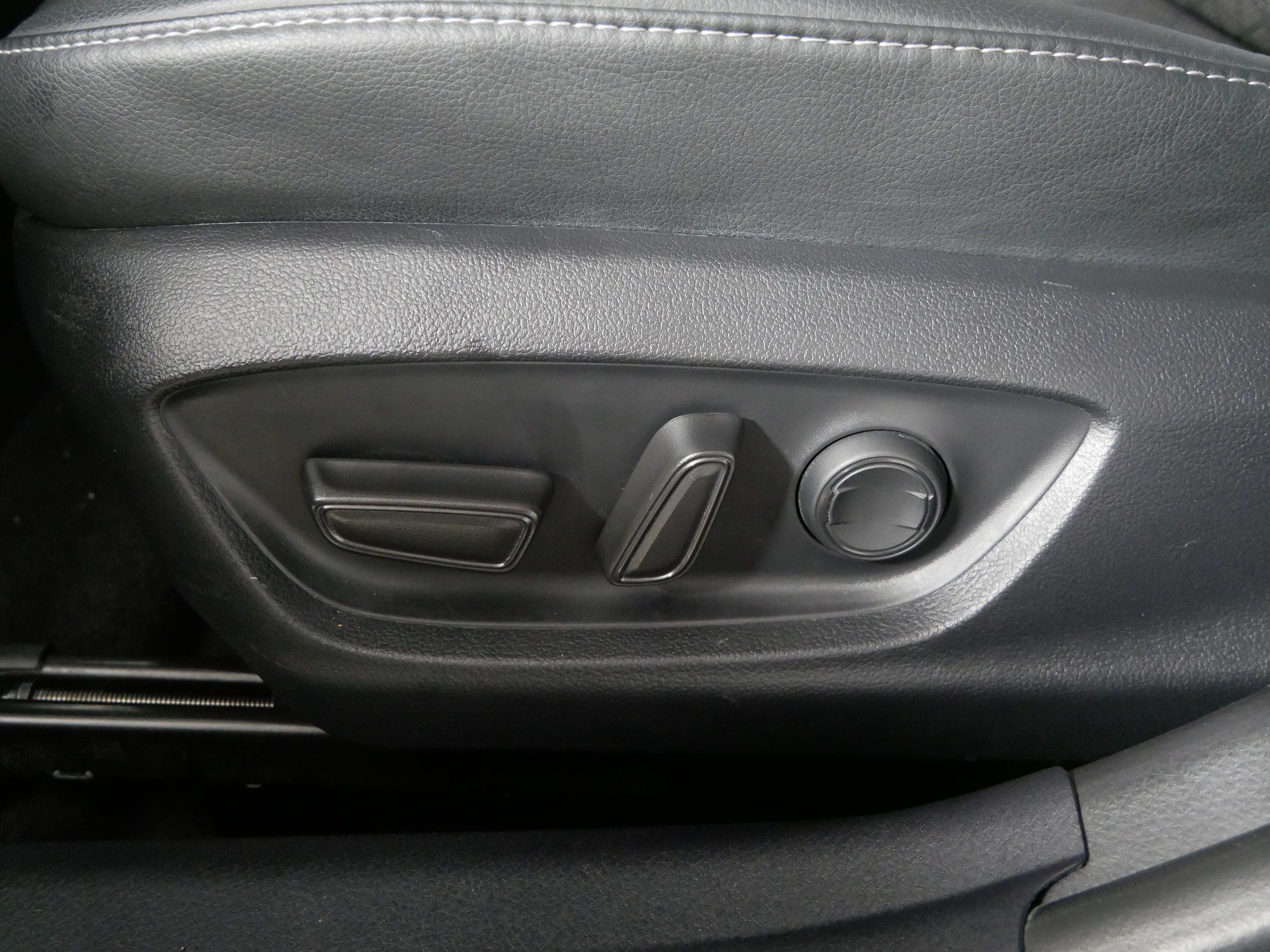 Used 2023 Toyota Camry XSE FWD image 20