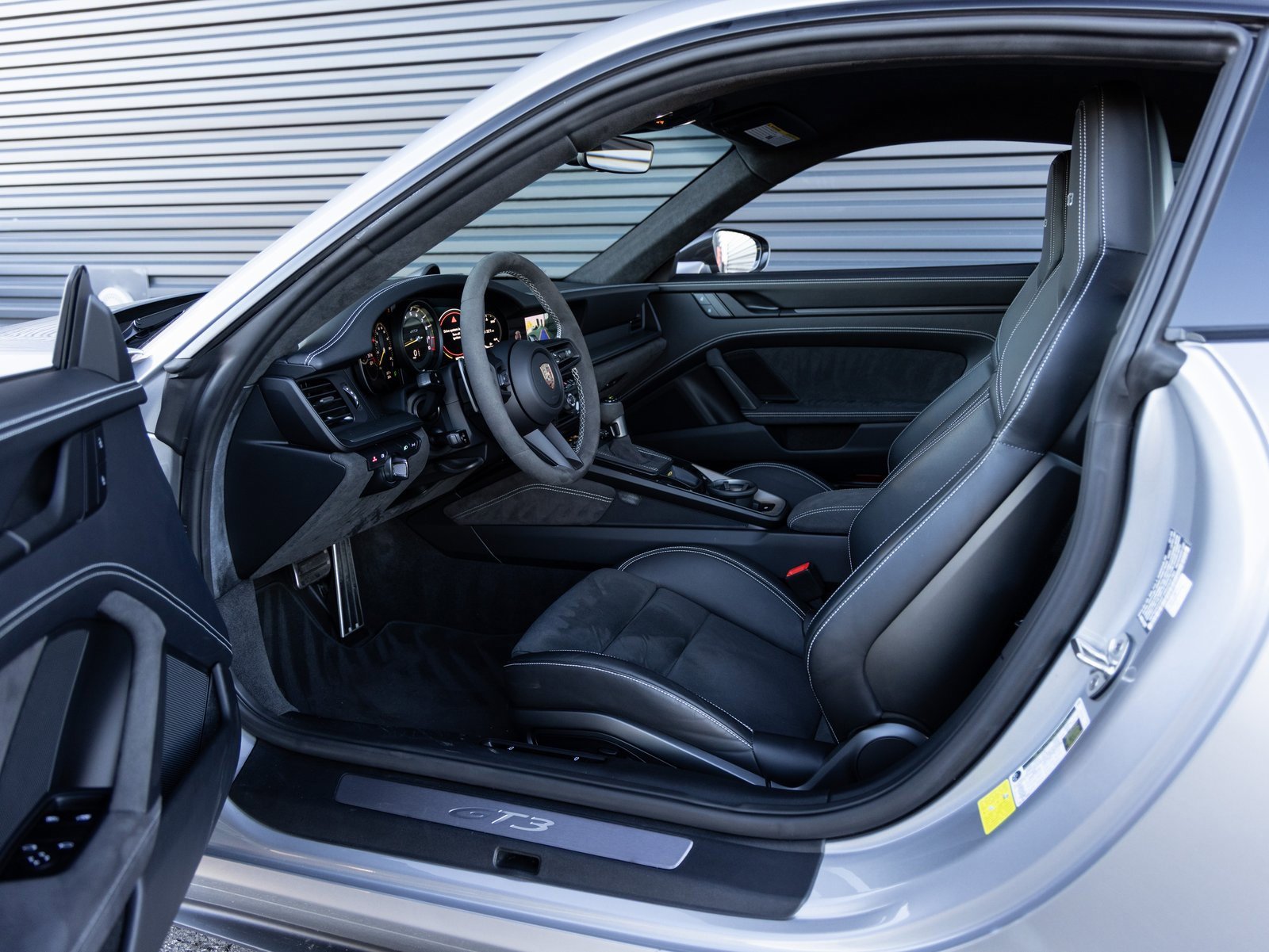 Certified 2024 Porsche 911 GT3 image 23