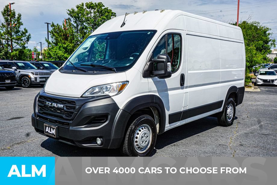Used 2025 RAM ProMaster 2500 w/ Convenience Group FWD image 2