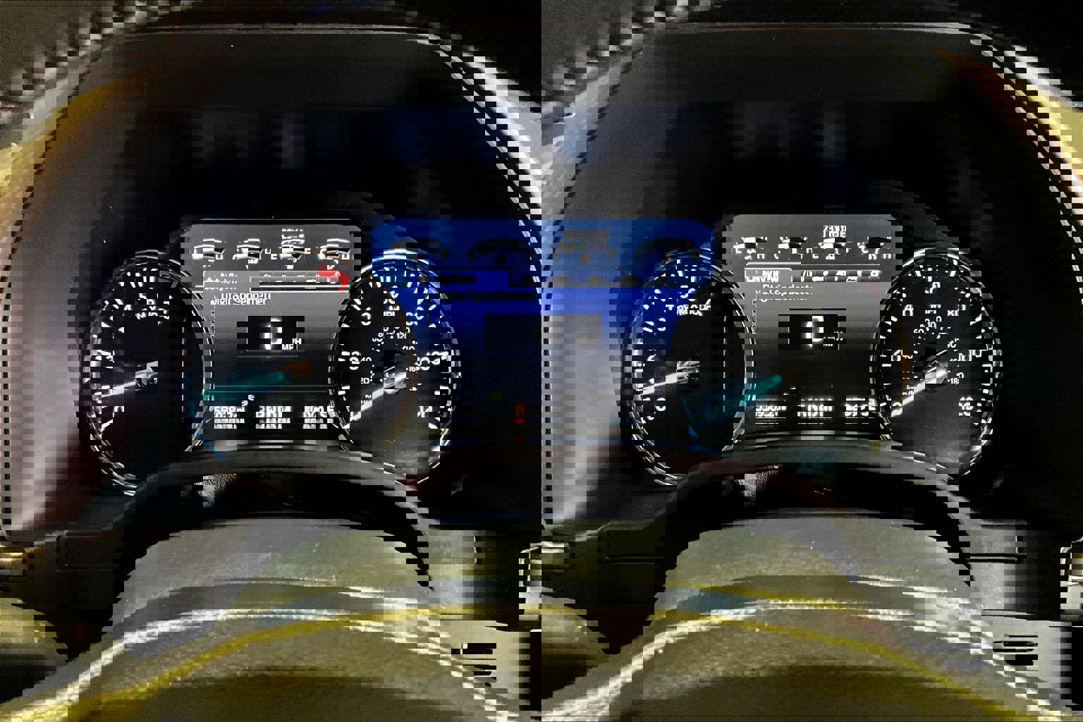 Used 2021 Ford Expedition XLT image 13